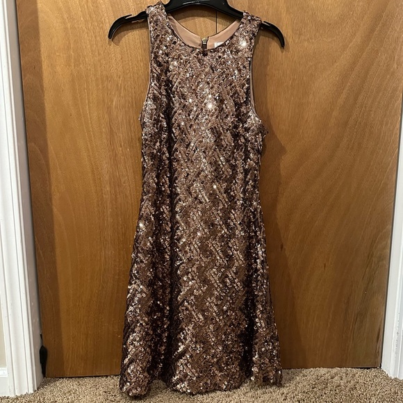 Dress the Population Gold Homecoming Dress - Picture 2 of 3